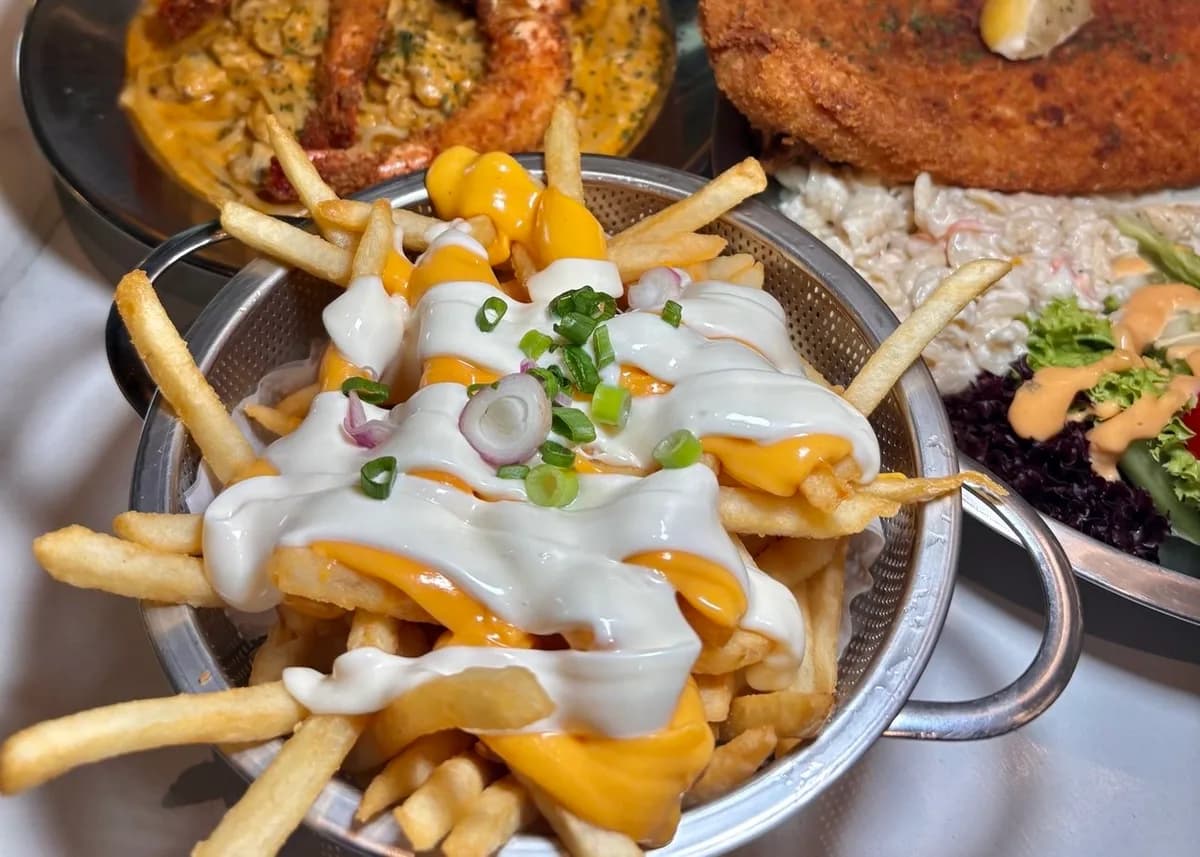 49 Seats Review: The Iconic OG Supper Spot Is BACK  - Restaurant food photos in Singapore