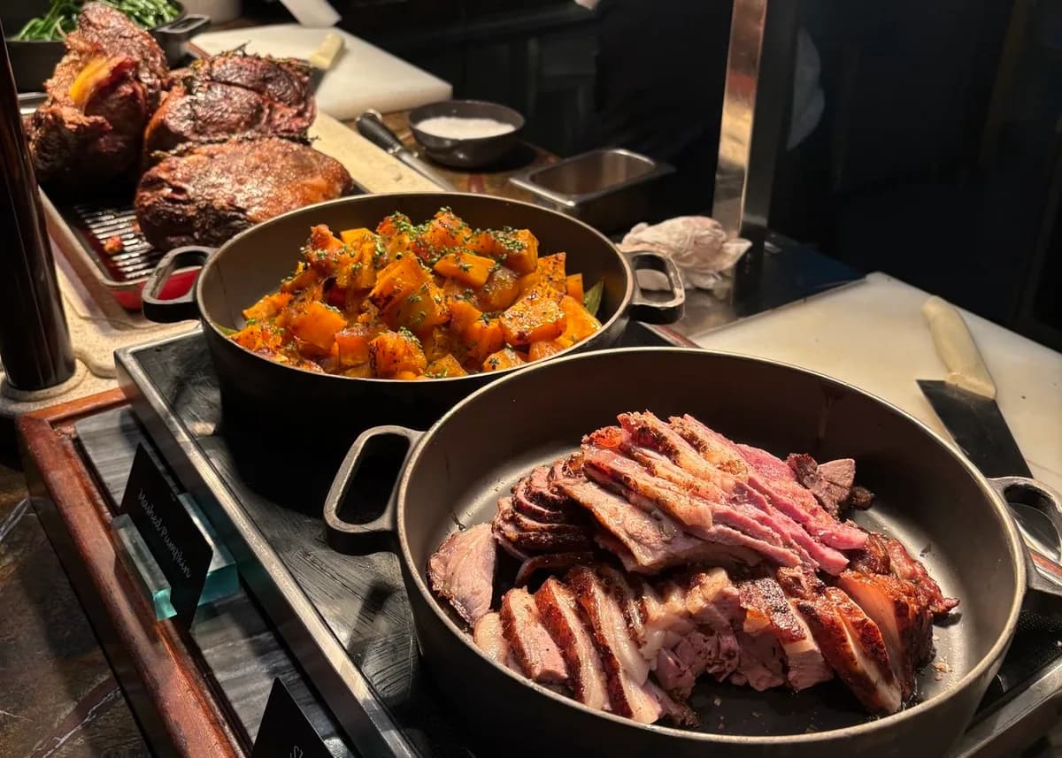 The Edge Buffet Review: Unlimited Lobsters, Snow Crabs & More? - Restaurant food photos in Singapore